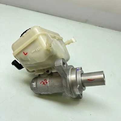 BMW 328I 2012-2016 refuerzo de freno cilindro maestro con depósito 6798422 702618 OEM Foto 1 de 4