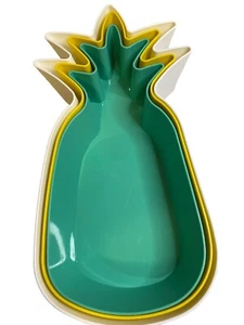 STACKABLE PLASTIC PINEAPPLE SERVING TRAYS FROM TARGET - Picture 1 of 3