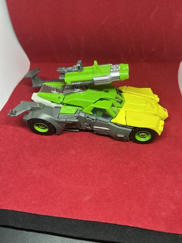 Transformers Generations SPRINGER Complete Voyager 30th Anniversary No Head Cover