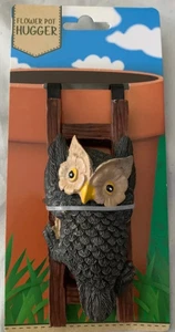 FLOWER & PLANTS POT HUGGER OWL Garden Ornaments Outside Decor - Picture 1 of 5