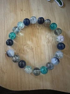 Pulsera de amistad azul hecha a mano con cuentas redondas curativas pulsera Kamala para mujer - Imagen 1 de 6