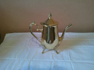 Unique bright gold teapot with creamer and sugar bowl Great condition - Picture 1 of 16