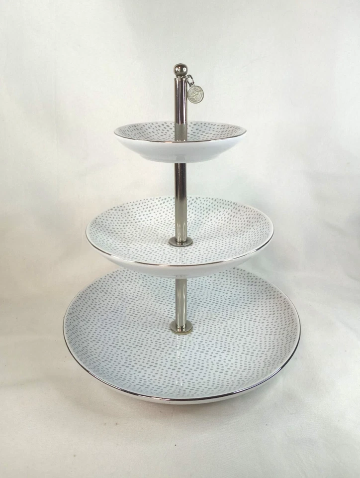 Bandeja de aperitivos West Emory Tid Bit colección Estate tres niveles plata blanco cerámica Foto 1 de 4