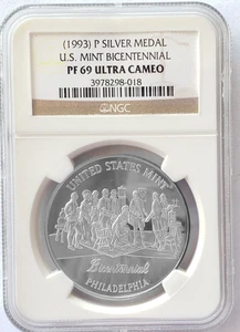 Moneda de plata del bicentenario de Estados Unidos 1993 ultra camafeo grado PF69 - Imagen 1 de 2