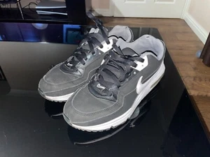 Nike Air Max UK Size 7 Mens Shoes Trainers Black White - Picture 1 of 5