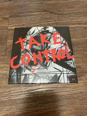 THE MYSTERINES    TAKE CONTROL EP    VERY RARE RED VINYL 7" EP Foto 1 de 4