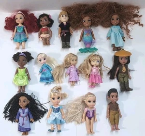 Jakks Disney 6” Princess Petite 14 Dolls Huge Lot w/ Clothes + Accessories - Picture 1 of 9