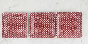 Pottery Barn Red White Stoneware 5.5" Appetizer Snack Tidbit Plates-Set 3 -EUC - Picture 1 of 4