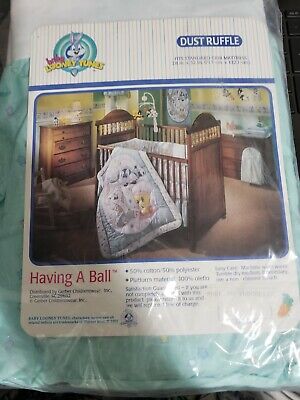 Baby Looney Tunes  Crib Dust Ruffle ONLY Having A Ball  • 14.99$