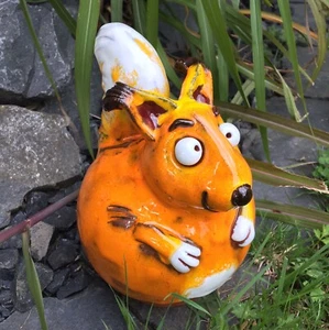 Keramik Eichhörnchen Gartenkugel Handarbeit Gartenstecker Beetstecker Rosenkugel - Bild 1 von 12