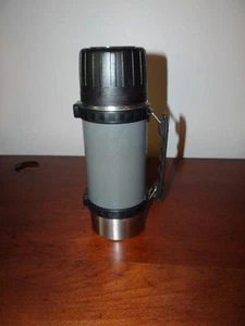 Thermos vacuum bottle Stopper #778 Insulated 1.05 quarts W/Cup Model # 2490 - Picture 1 of 4