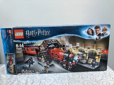 LEGO Harry Potter Hogwarts Express 75955 Set Boxed - 99.9% complete - Image 1 of 4