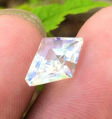 Fancy Cut Natural 5.05 Carat Rainbow Color Moonstone Certified Loose Gemstone - Image 1 of 4