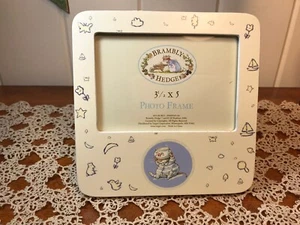 NEW Vintage Brambly Hedge Wooden Photo Picture  Frame Silly Wilford 3.5” X 5” - Picture 1 of 4