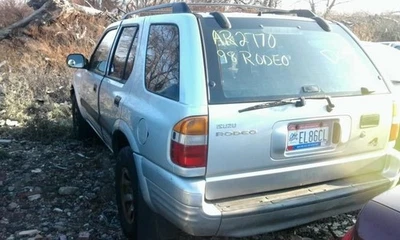 Starter Motor 4 Door Fits 93-04 ISUZU RODEO 1418925 - Image 1 of 4