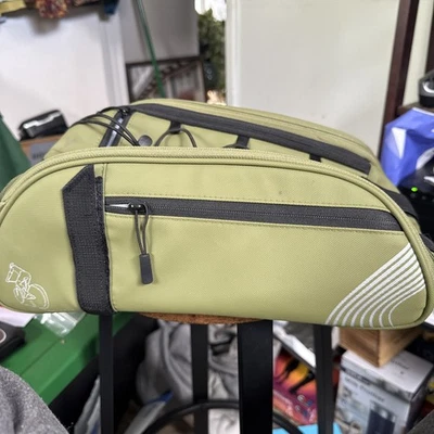 Paquete de asiento con bolsa de sillín de bicicleta con red elástica - Bolsa de almacenamiento trasera - Verde Foto 1 de 4