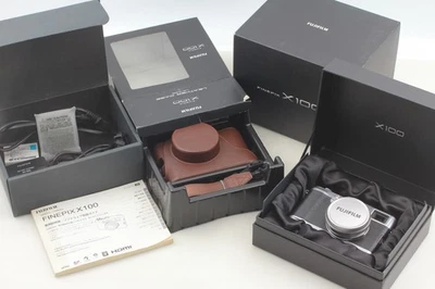 [MINT In Box & Case] Fuji Fujifilm FinePix X100 12.3MP Digital Camera JAPAN - Image 1 of 4