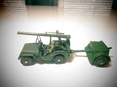 DINKY TOYS JOUET  JEEP MILITAIRE 80B  -  ORIGINAL - JOUET ANCIEN - Photo 1/4