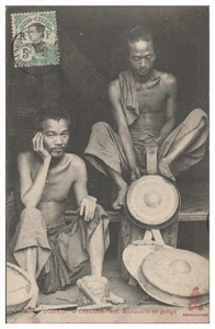 V8051/ Tonchino - Chaudronniers, fabricants de gongs Vietnam Indo-Cine AK 1909 - Foto 1 di 2
