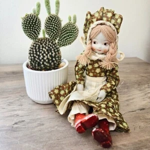 Antique German Porcelain Doll – GUC – 15x7 cm - Picture 1 of 5