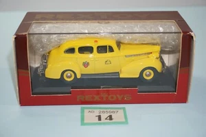 RexToys - Packard Super 8 Berline Services Yellow Taxi Formal Sedan 1940 1/43 - Picture 1 of 9