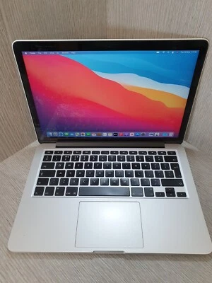 Apple Macbook Pro A1502 13.3" i5 @ 2.7GHz 8GB 250GB Early 2015 Grade C EI2811 - Image 1 of 4
