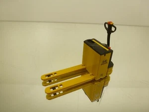 OLD CARS 25700 FIAT OM PIMESPO TL PALLET TRUCK - 1:25 - GOOD CONDITION - 185 - Imagen 1 de 7