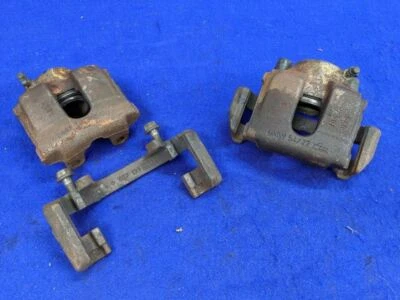 1992-1995 2001-2006 BMW 325i Passenger Driver Calipers Front Brackets NO Pads - Image 1 of 4