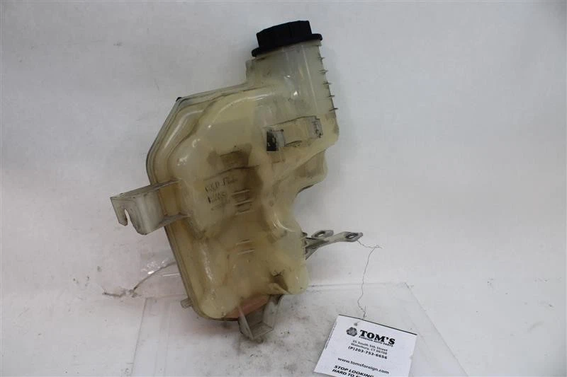 RADIATOR OVERFLOW Land Rover LR3 LR4 Range Rover Sport 2005 05 06 07 08 1281737 Foto 1 de 4