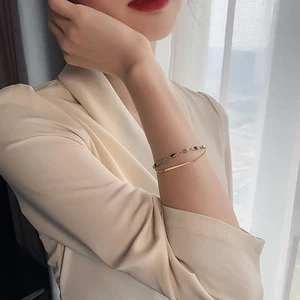 Modisches und unverwechselbares Gold Diamant Armband für schicke Accessoires - Picture 1 of 7