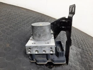 MASERATI LEVANTE ABS Pump/Modulator 2017-2023 3.0L 275 6701020450 - Picture 1 of 7