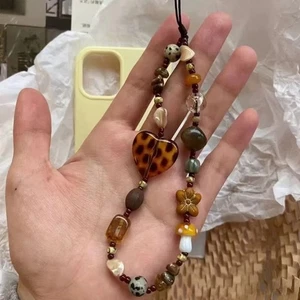 Resin Wrist Lanyard Strap Leopard Heart Beaded Hanging Cord For Girl Woman - Photo 1 sur 11