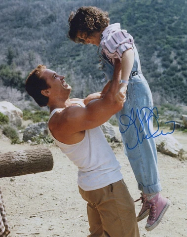 ALYSSA MILANO signed Autograph 20x25 cm "COMMANDO" in Person Cover