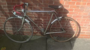 old bike - Picture 1 of 4