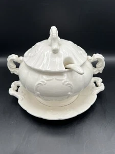Vintage White 4 Piece Ceramic Serving Bowl, Dish, Lid, Ladle Set Gravy Tureen - Picture 1 of 9