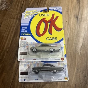Johnny Lightning 1:64 Diecast Car '63 Ford Galaxie 500 - Limited - Version A & B - Picture 1 of 5