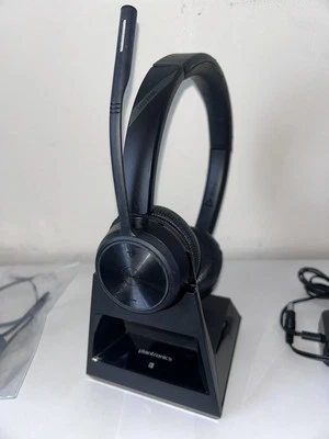 Plantronics SAVI 7200 Office DECT with Poly 7220 Wireless Headset - Image 1 of 4