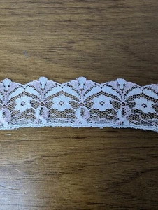 Leftover Spool Vintage Scalloped Pink and White Lace/Wedding/Crafts 1.5" Wide - Picture 1 of 3