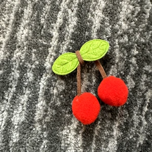 Felt Cherry Shape Applique Cute 10 Pack Garland DIY Cherries Summer Decor NEW - Picture 1 of 7