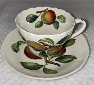 Copeland Spode Tea Cup and Saucer, Fruit Design - Picture 1 of 12
