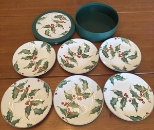 Set Of 6 Restoration Hardware Holly Plates Berry With Box 2001 Christmas Holiday - Picture 1 of 20