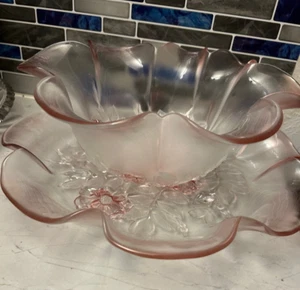 2 Rose Mikasa Walther-Glas Platter & Bowl Rosella Pink Molded Flowers vintage - Picture 1 of 7