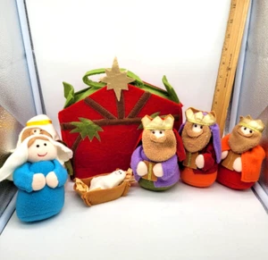 Delton Products Nativity Set Christmas Xmas Dolls Fine Collectible Manger - Picture 1 of 13