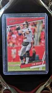 2020 Panini Prestige #40 Tom Brady, First Card in Buc Uniform - Picture 1 of 2