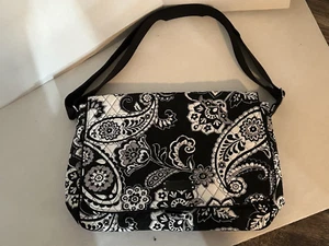 Vera Bradley Midnight Paisley Messenger Bag Umhängetasche Laptop Handtasche!! - Bild 1 von 4