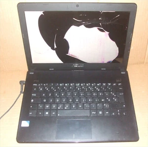 ASUS X301A 13.3" == Dalle HS == - Photo 1/10