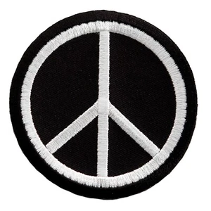 SCHWARZ WEISS PEACE ZEICHEN PATCH HIPPIE SOMMER DER LIEBE bestickt Bügelbild Applikation - Bild 1 von 4