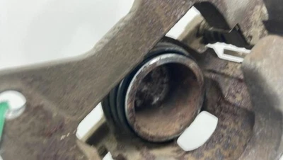 Etrier avant droit (freinage) DAIHATSU CUORE 3 47730-B2032 - Photo 1/3