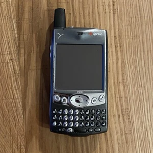 RARE Handspring Treo 600 Smartphone Palm Powered Cell Phone (Sprint) - For Parts - Picture 1 of 9