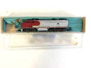 Atlas N-Scale Santa Fe FM - C Liner AT & SF #2121 Diesel Locomotive - Picture 1 of 6
